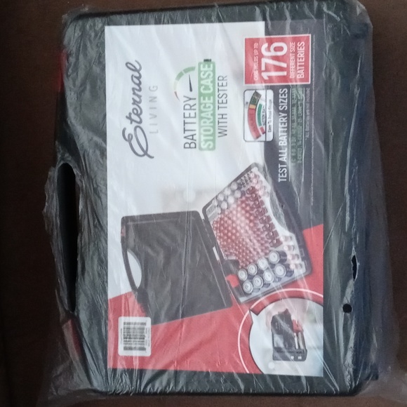 Battery Storage Case with Tester - Picture 2 of 6